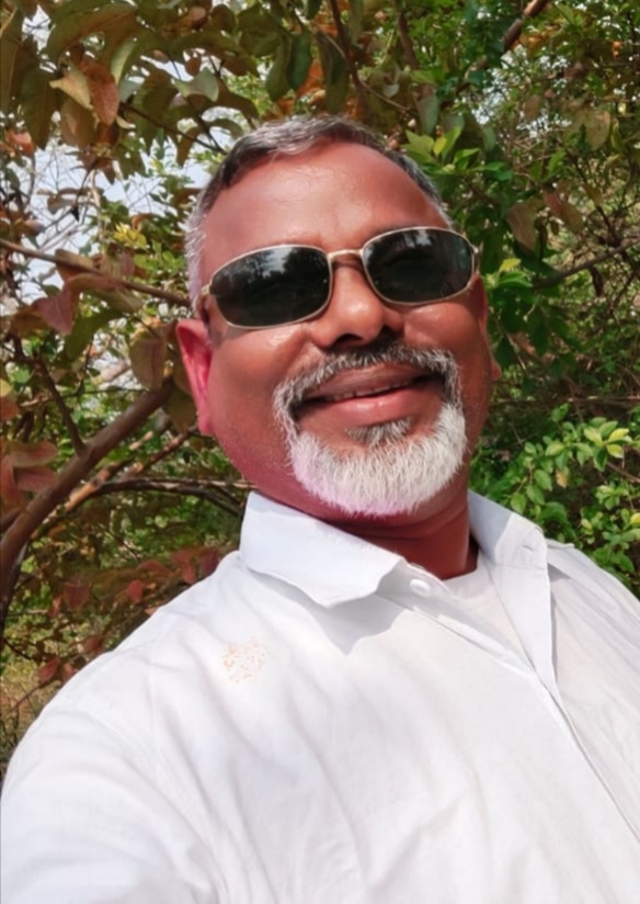 देवपुरी में व्यापारियों ने की लिफ्ट मेकेनिक की  हत्या, बेटे को भी किया घायल