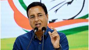 LIC के आईपीओ की क़ीमत और समय को लेकर उठ रहे सवाल