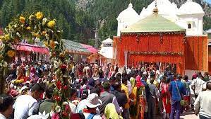 तीन दिन में ही गंगोत्री, यमुनोत्री पहुंचे 37 हजार से ज्यादा श्रद्धालु