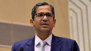 डॉक्टरों के खिलाफ बढ़ती हिंसा से बेहद दुखी हूं, उन्हें बेहतर माहौल की जरूरत है: प्रधान न्यायाधीश