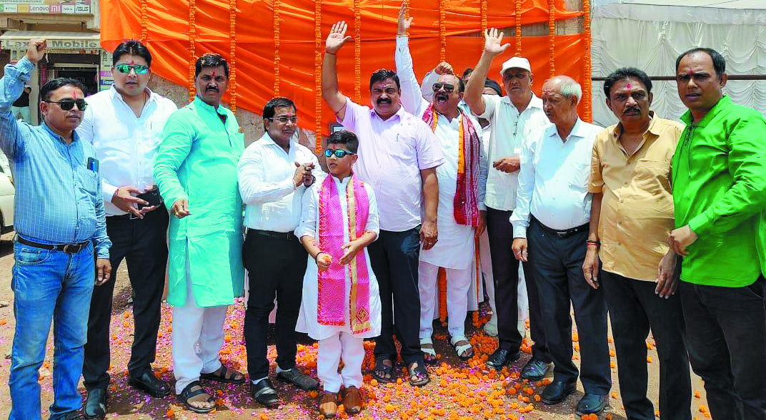 महाराणा प्रताप की जीवनी को पाठ्यपुस्तक में शामिल करें - अवधेश