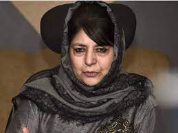 महबूबा मुफ़्ती ने कहा- अगर इनमें दम है, तो ताजमहल और लाल क़िले को मंदिर बनाकर दिखाएँ