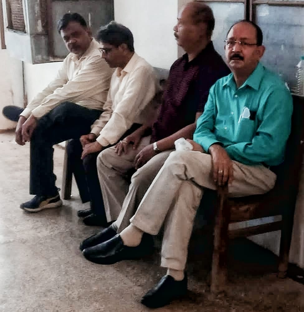 लखनऊ से गिरफ्तार सहारा इंडिया के 4 डायरेक्टर भेजे गए जेल लखनऊ से गिरफ्तार सहारा इंडिया के 4 डायरेक्टर भेजे गए जेल