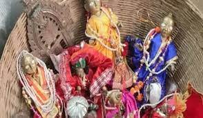 चित्रकूट : डरावने सपनों से परेशान चोरों ने महंत के आ‍वास के बाहर छोड़ीं अष्ट धातु की 14 मूर्तियां