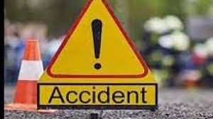 बलरामपुर में दो वाहनों के बीच टक्कर में पति-पत्नी समेत छह लोगों की मौत