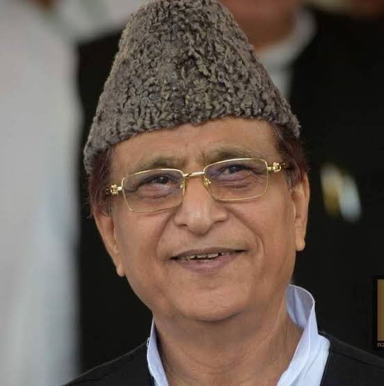 आज़म ख़ानः रामपुर और यूपी की राजनीति पर कैसे हावी होता गया ग़रीब घर का लड़का?