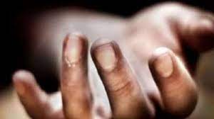 वसंत विहार के एक फ्लैट में मृत पाई गईं महिला और उसकी दो बेटियां