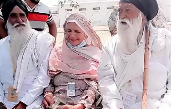 1947 के बिछड़े अब मिले: 'अपने ख़ून में बड़ी कशिश होती है, भाइयों को देखते ही पहचान गई थी'