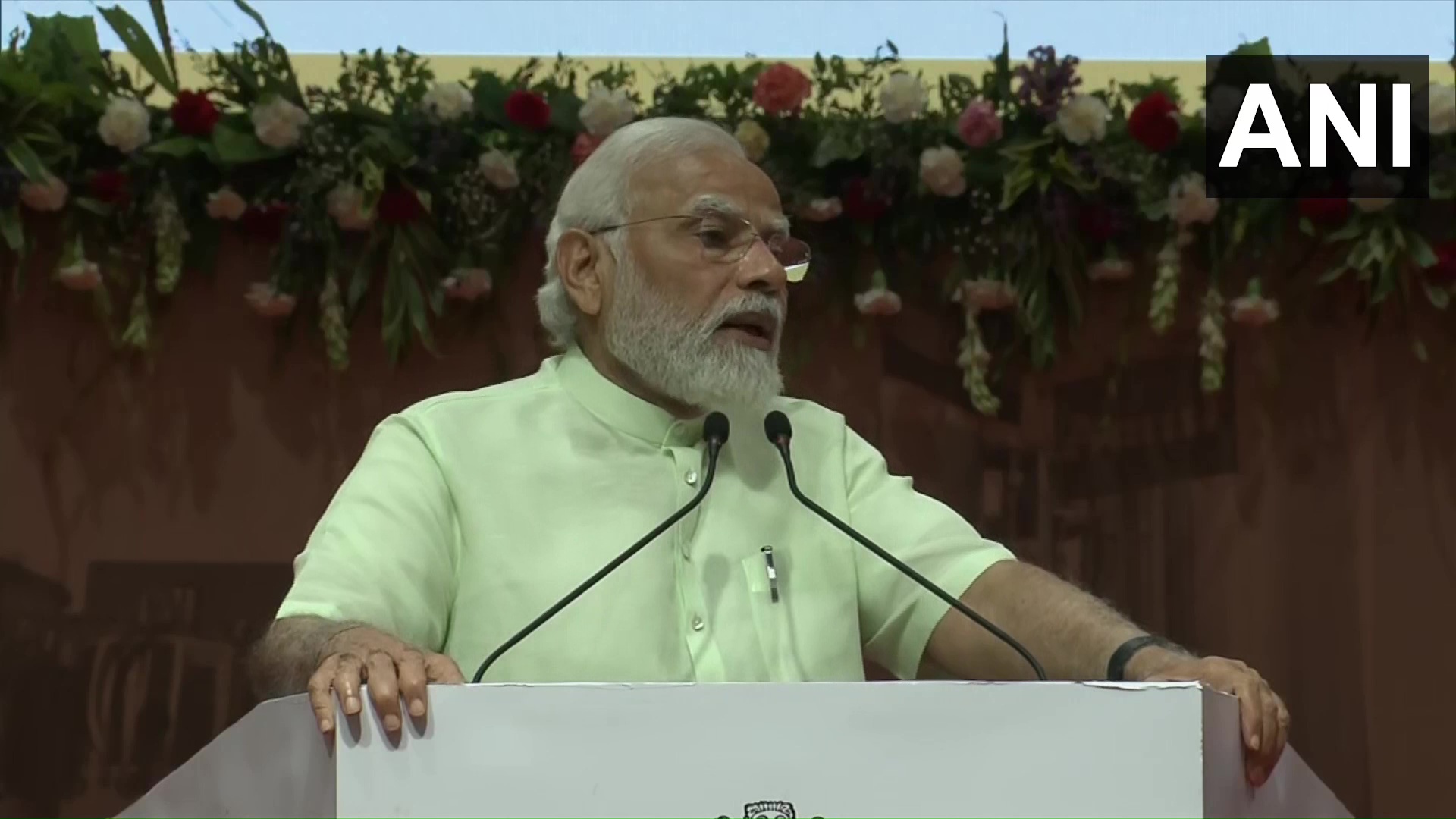 फर्टिलाइजर महंगा लेकिन किसानों को नहीं होने देंगे इसकी कमी : मोदी