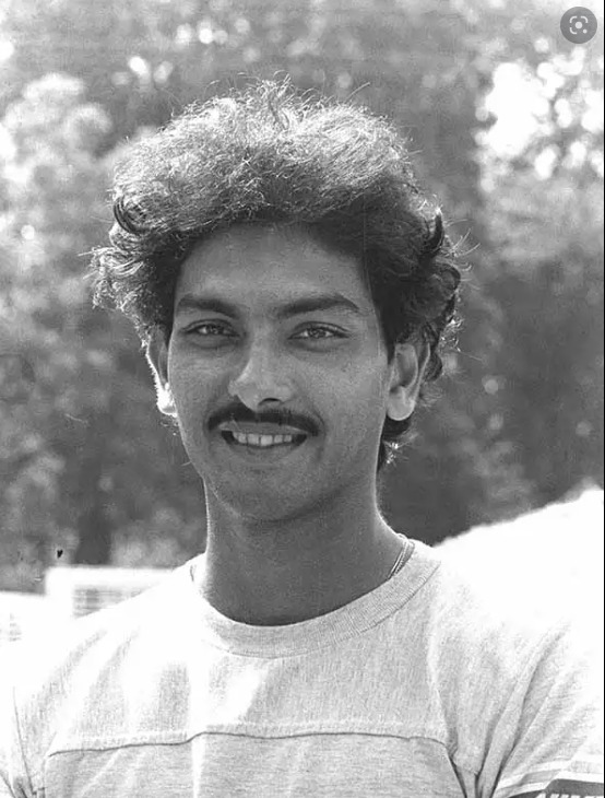 इस लिहाज से रवि शास्त्री मेरा बड़ा भाई था...