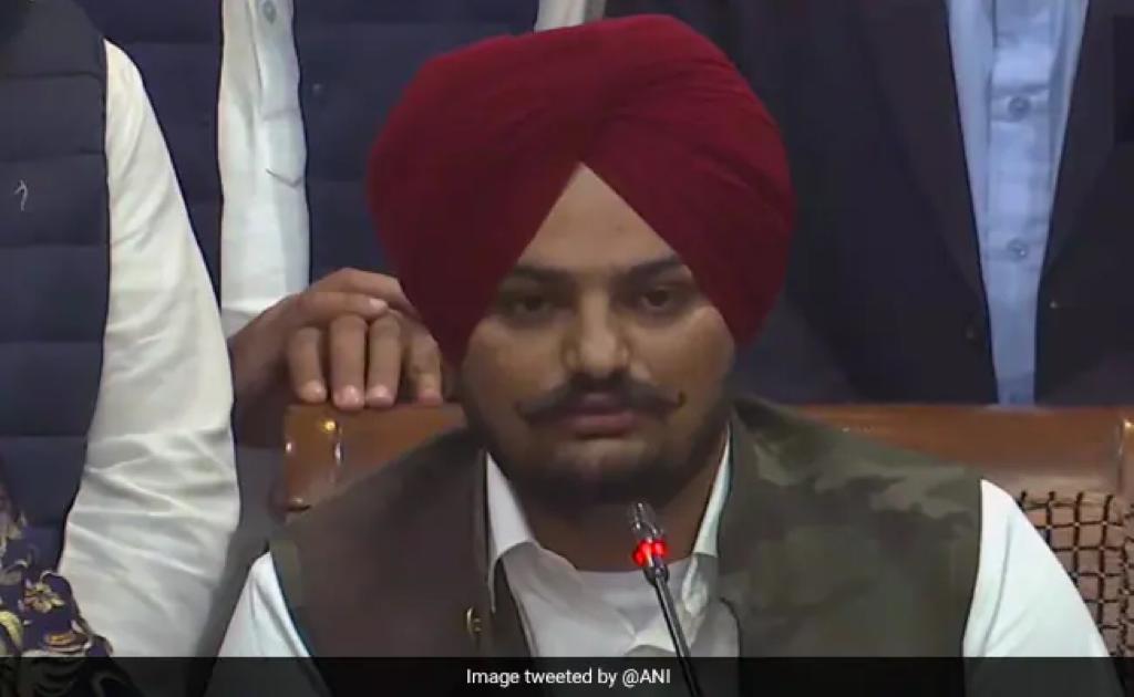 पंजाबी गायक मूसेवाला की गोली मारकर हत्या