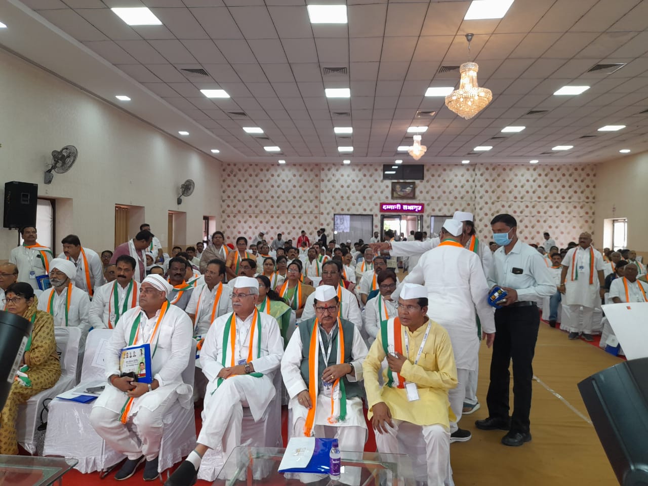 छत्तीसगढ़  कांग्रेस को नया स्वरूप देने कार्यशाला शुरू