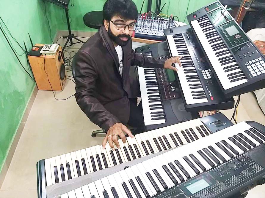 हरजीत बने भारत के पहले गोल्डन बटन अवार्डेड की बोर्ड प्लेयर