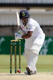 सरफ़राज़ ख़ानः मुंबई का क्रिकेटर जिसकी तुलना ब्रैडमैन से हो रही है