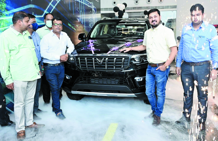 रालास मोटर्स में नई स्कॉर्पियो-एन का भव्य लांच, हाई स्ट्रेंथ स्टील, फोर व्हील ड्राइव, उत्कृष्ट सुरक्षा और बेहद आरामदायक