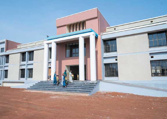 नवा रायपुर अटल नगर में दिल्ली पब्लिक स्कूल का शुभारंभ, सुविधाएं देखें, पूरे विश्वास के साथ बच्चों को भेजें-भाटिया