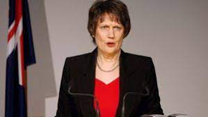 महिला सशक्तिकरण की दिशा में हुई प्रगति जटिल संकटों के कारण पीछे जा रही : हेलन क्लार्क