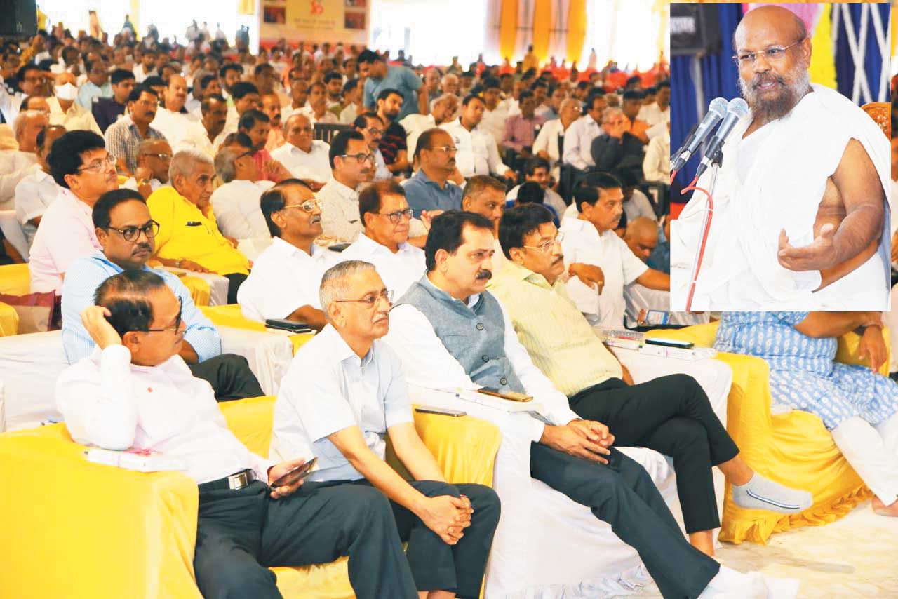  जीवन की बाजी वही जीतता है जो तकलीफ में भी मुस्कुराना सीख जाए-राष्ट्र संत ललितप्रभजी