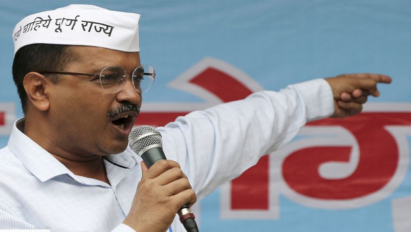 दिल्ली : हिरण पर क्यों लादें घांस