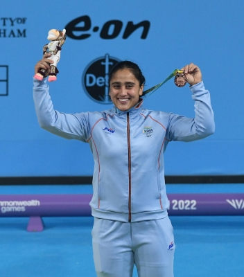 सीडब्ल्यूजी 2022 : भारोत्तोलन में हरजिंदर कौर ने भारत के लिए कांस्य पदक जीता