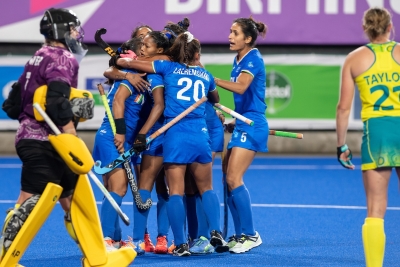 कॉमनवेल्थ महिला हॉकी में भारत का फाइनल में पहुंचने का सपना टूटा कॉमनवेल्थ महिला हॉकी में भारत का फाइनल में पहुंचने का सपना टूटा