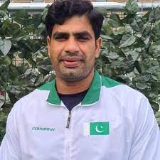 अरशद नदीम: कॉमनवेल्थ गेम्स में गोल्ड के बाद पाकिस्तान के घर-घर में हो रही चर्चा