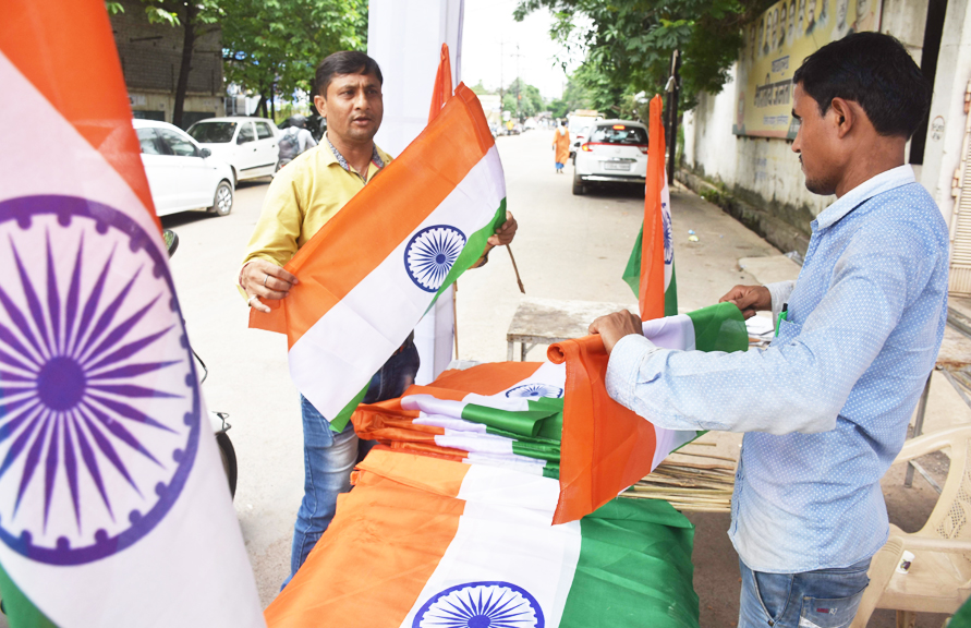 ‘छत्तीसगढ़’ का संपादकीय : कोई अच्छी बात भी लोकतंत्र में जबरिया कैसे लादी जा सकती है? ‘छत्तीसगढ़’ का संपादकीय : कोई अच्छी बात भी लोकतंत्र में जबरिया कैसे लादी जा सकती है?