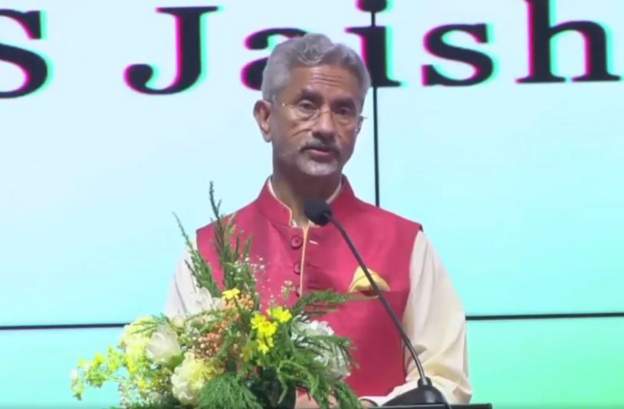 रूस से भारत क्यों ख़रीद रहा है तेल, विदेश मंत्री एस जयशंकर ने बताया