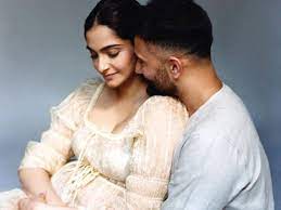 अभिनेत्री सोनम कपूर ने बेटे को जन्म दिया