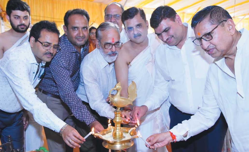 हमें सरल और प्रज्ञाशील बनना चाहिए-राष्ट्र संत ललित प्रभजी