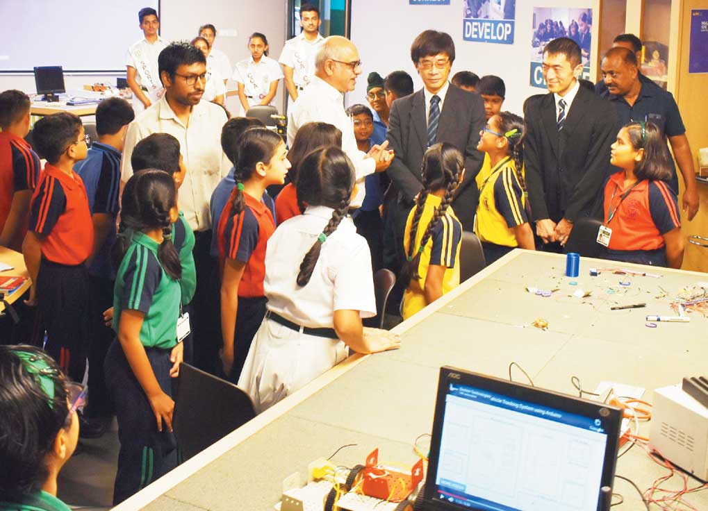 जापानी कॉन्सुलेट जनरल का डीपीएस रायपुर भ्रमण, स्कूल अनुशासन और विद्यार्थियों की जिज्ञासा-ज्ञान की खूब सराहना