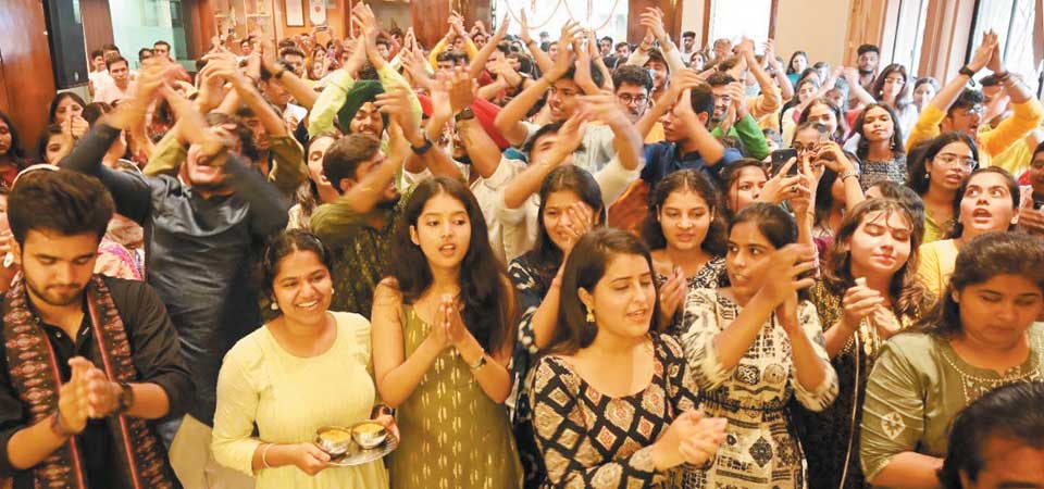 मैक में गणेश चतुर्थी का भव्य आयोजन