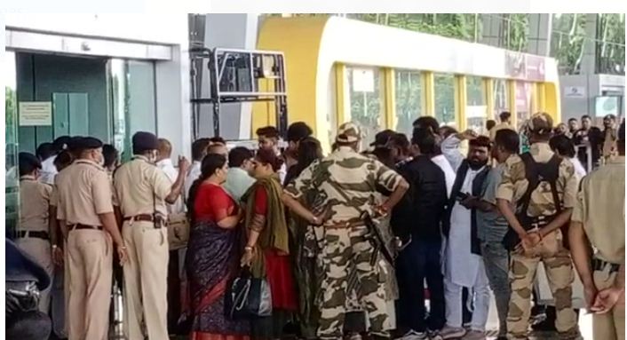 सप्ताह भर से ठहरे झारखंड के विधायक रांची लौटे