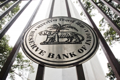 अब केवल कानूनी लोन ऐप्स ही ऐप स्टोर पर होंगे उपलब्ध : केंद्र अब केवल कानूनी लोन ऐप्स ही ऐप स्टोर पर होंगे उपलब्ध : केंद्र