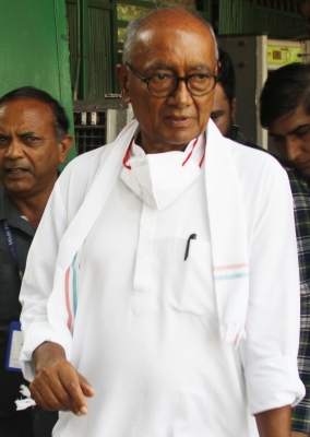 दिग्विजय सिंह कांग्रेस अध्यक्ष चुनाव की दौड़ से बाहर दिग्विजय सिंह कांग्रेस अध्यक्ष चुनाव की दौड़ से बाहर