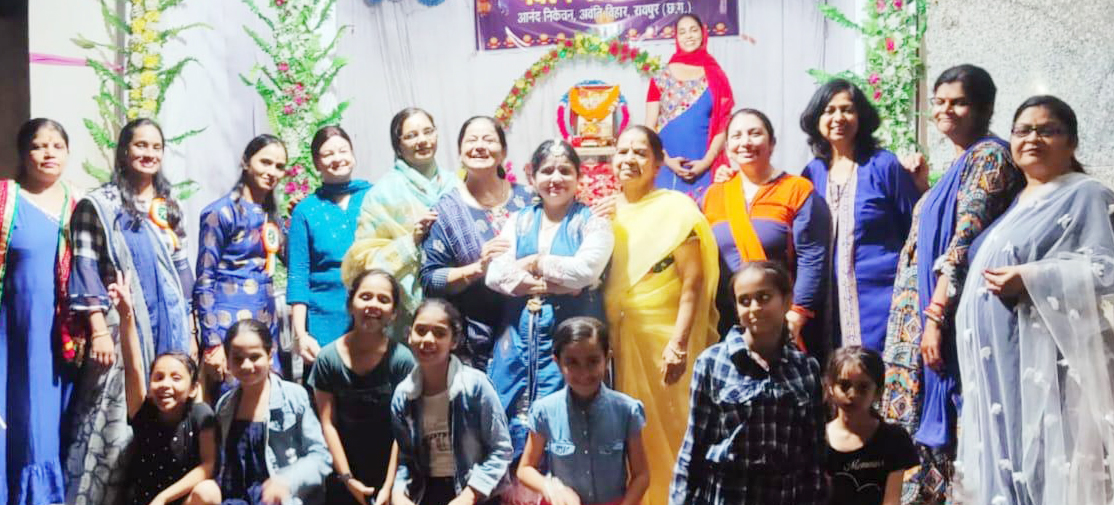 नवरंग गरबा समिति द्वारा नवरात्रि की धूमधाम