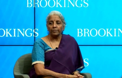 अगले बजट का फोकस विकास होगा : सीतारमण