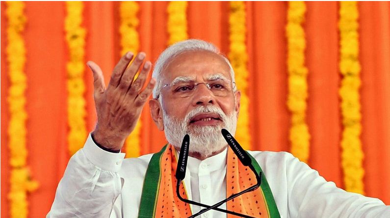 नरेंद्र मोदी और अंग्रेजी हटाओ