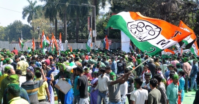 बंगाल पंचायत चुनाव की उलटी गिनती शुरू, टीएमसी की तैयारियां तेज बंगाल पंचायत चुनाव की उलटी गिनती शुरू, टीएमसी की तैयारियां तेज
