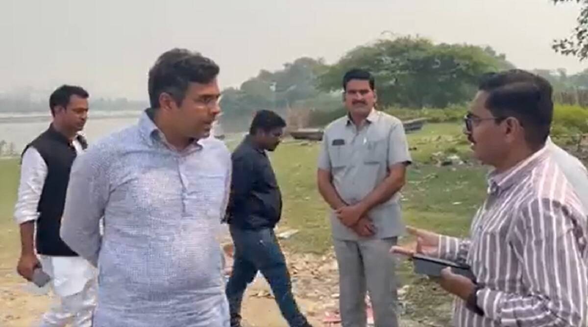 ‘छत्तीसगढ़’ का संपादकीय : सत्तारूढ़ नेताओं की खुली बदसलूकी क्यों बर्दाश्त करते हैं अफसर-कर्मचारी? ‘छत्तीसगढ़’ का संपादकीय : सत्तारूढ़ नेताओं की खुली बदसलूकी क्यों बर्दाश्त करते हैं अफसर-कर्मचारी?