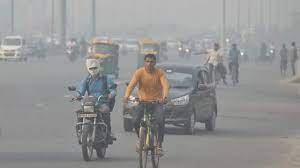 दिल्ली में वायु गुणवत्ता ‘गंभीर’ श्रेणी में बरकरार दिल्ली में वायु गुणवत्ता ‘गंभीर’ श्रेणी में बरकरार