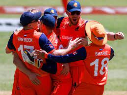 नीदरलैंड ने दक्षिण अफ्रीका को 13 रन से हराकर टी20 विश्व कप से बाहर किया