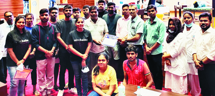 आईआईआईटी में रक्तदान शिविर