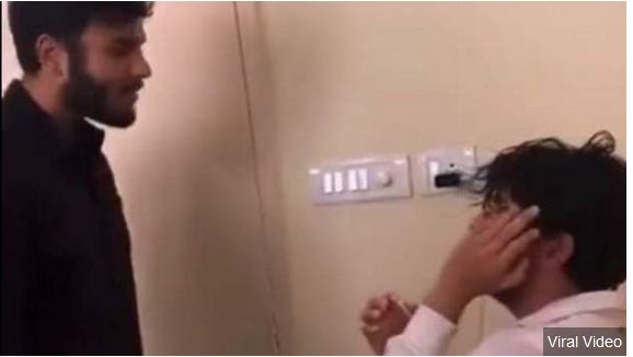 तेलंगाना में छात्र की पिटाई, जबरन 'अल्लाहु अक़बर' बुलवाने का आरोप
