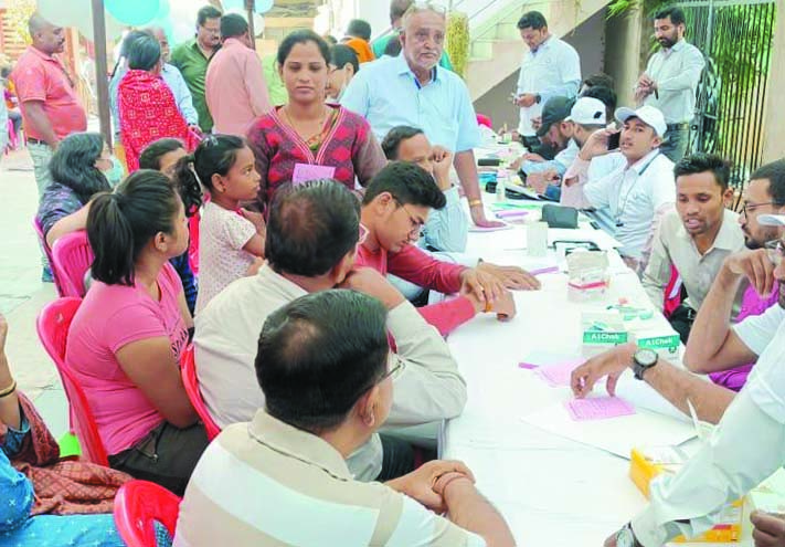 डायबिटीज डे पर लाइफवर्थ में 350 ने फ्री जांच करवाई