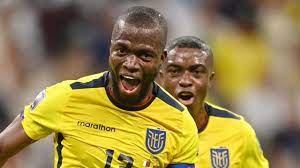 फ़ुटबॉल के दीवानों से मुकेश अंबानी की कंपनी ने क्यों मांगी माफ़ी?