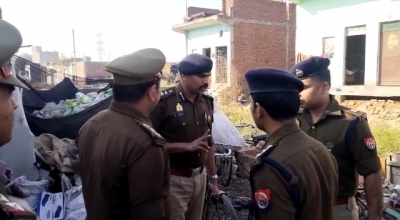 लोनी में हुआ डबल मर्डर, बुजुर्ग दंपत्ति की गला दबाकर हत्या