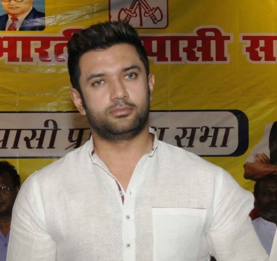 चिराग पासवान ने भी की ताड़ी पर से प्रतिबंध हटाने की मांग चिराग पासवान ने भी की ताड़ी पर से प्रतिबंध हटाने की मांग