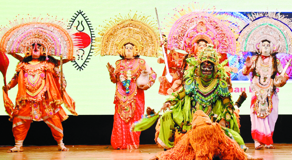 छऊ नृत्य से केपीएस में बही आस्था की बयार