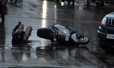 छिंदवाड़ा में डंपर ने दुपहिया वाहन चालकों को रौंदा, 3 की मौत